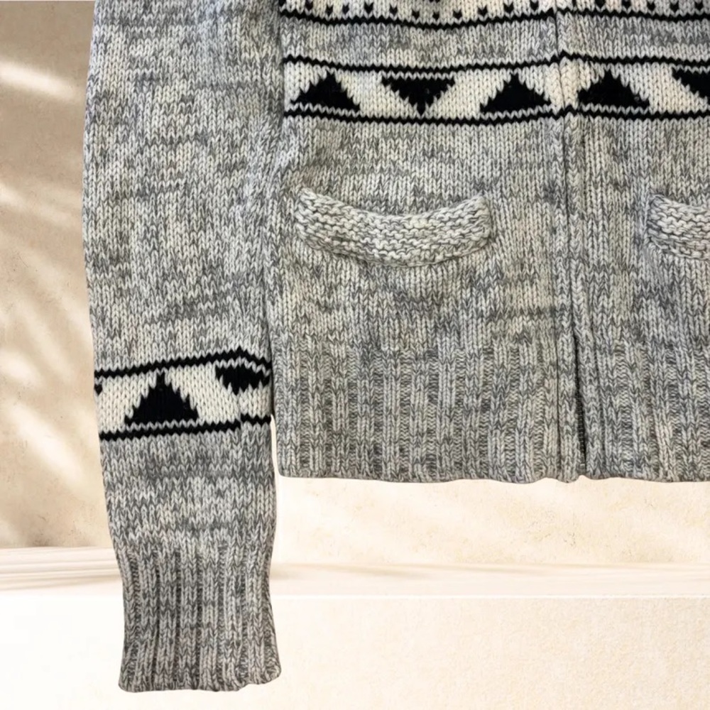TNA Gray and Black Patterned Women's Cardigan - Picture 5 of 7